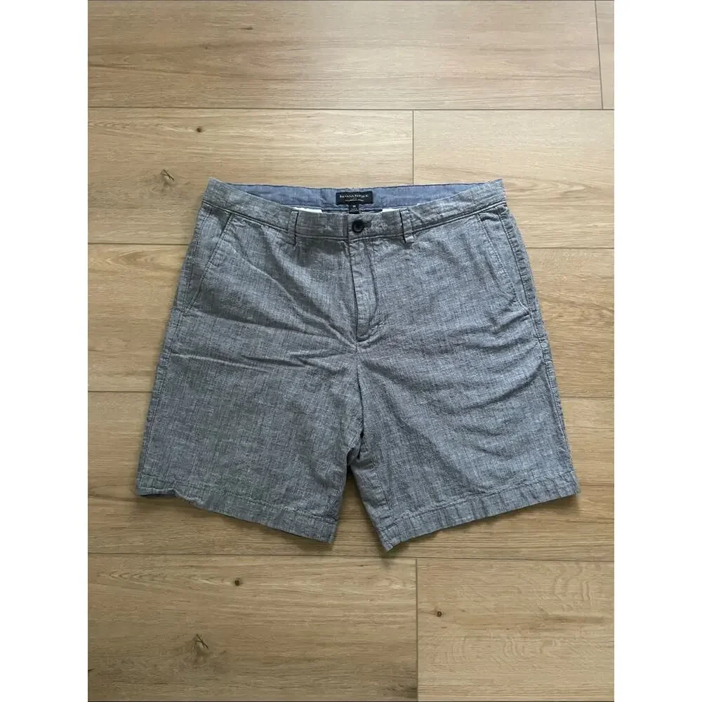 Banana Republic Men 36 Light Gray Chambray Shorts #0145